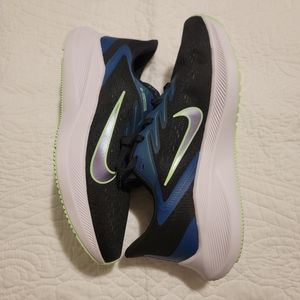 Nike Women's Air Zoom Winflo 7 Running Shoe Black Valerian BlueVapour Green 10